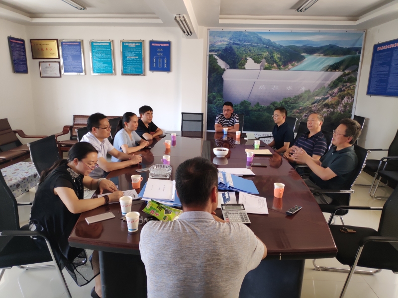 座谈会现场.jpg