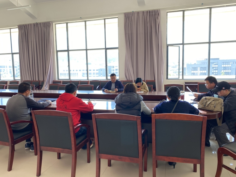 参会人员积极参加.jpg 参会人员积极参加.jpg
